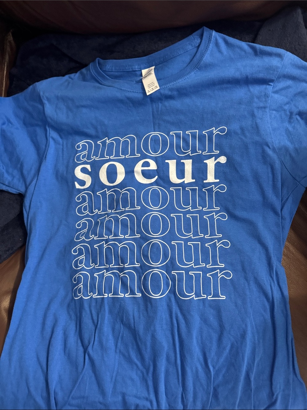 Blue Graphic 'amour soeur' Short Sleeve Tee